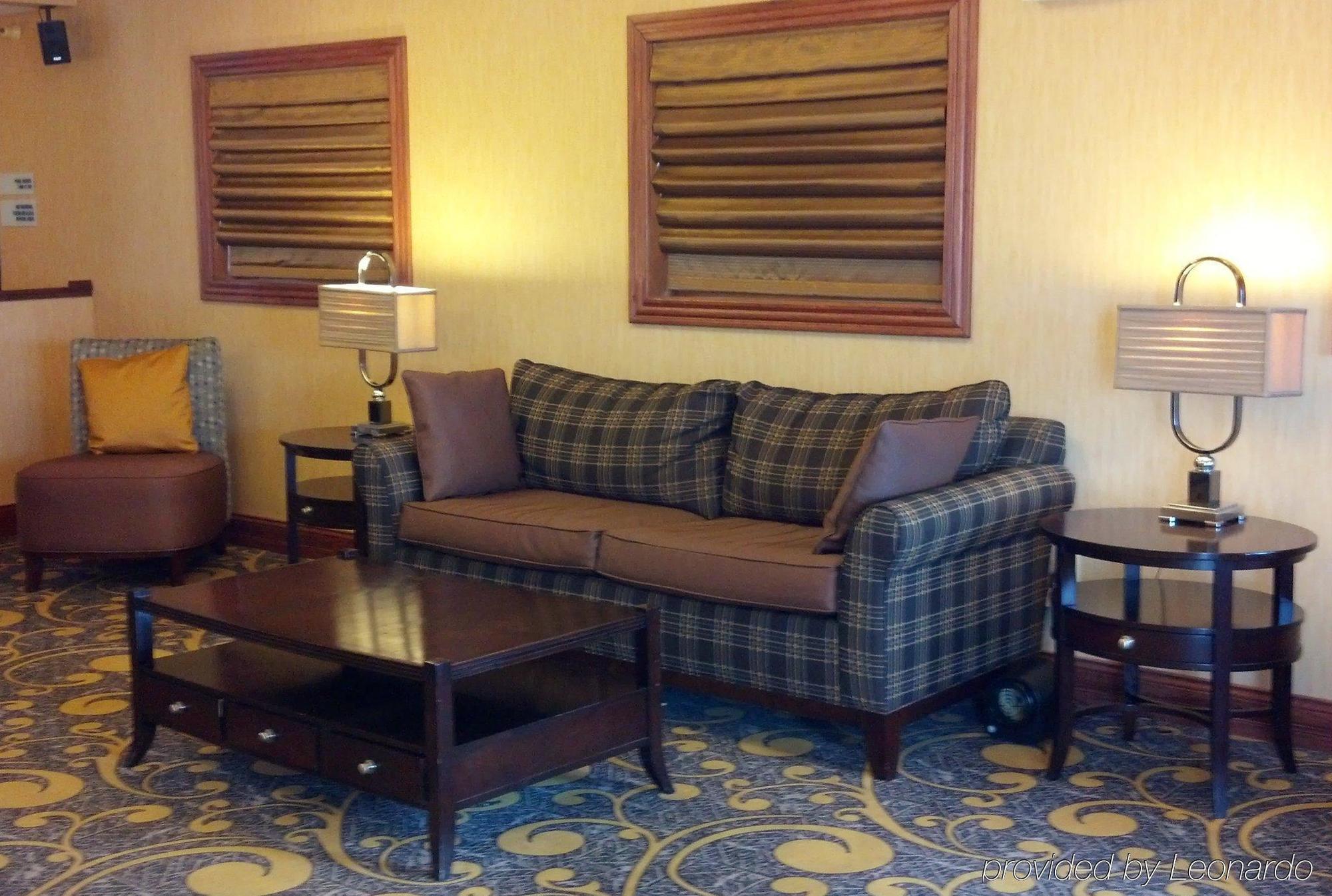 Holiday Inn Express Deforest By Ihg Dış mekan fotoğraf